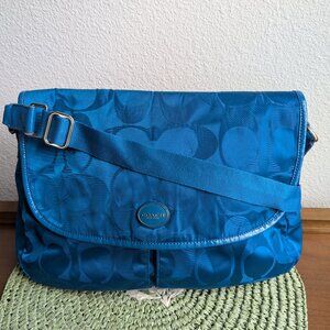 Coach Vintage 77490 Signature Nylon Messenger Bag